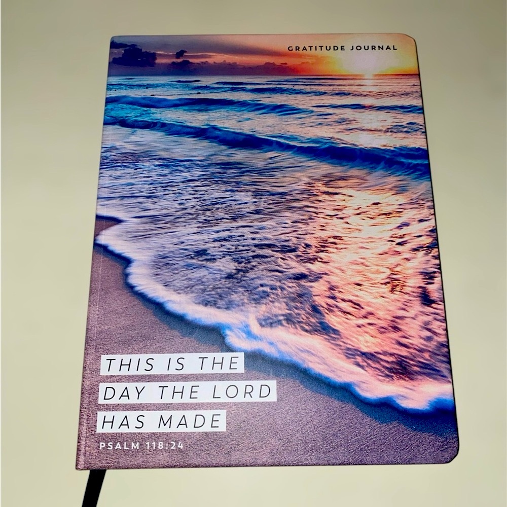Gratitude Journal with Beach Sunset Cover || NWOT || 6x8